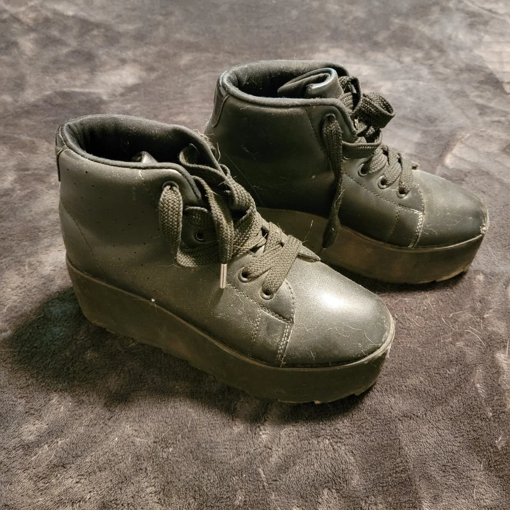 Platform Hightops - Picture 2 of 5